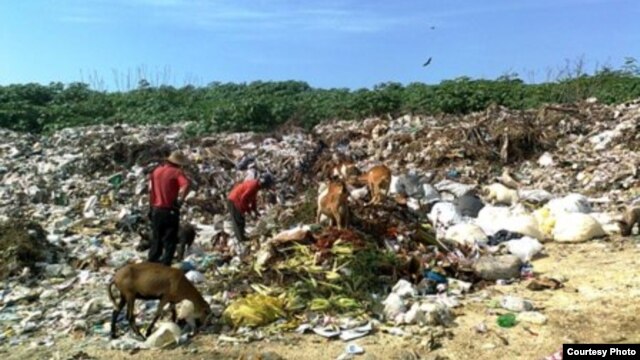 Basurero de Cienfuegos / Foto cortesía del bloguero Alejandro Tur