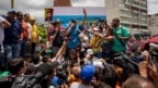 Miles de venezolanos exigen en las calles referendo revocatorio