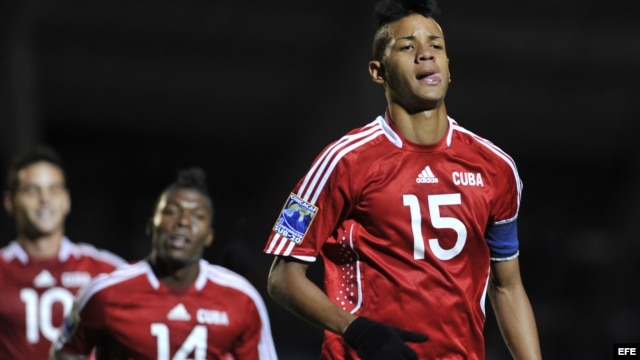 El jugador cubano Arturo Adrian Diz Pe en la serie contra Nicaragua de Concacaf
