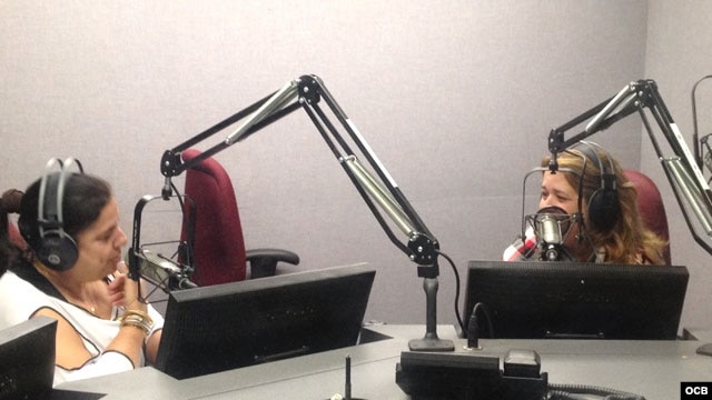 La actriz cubana Judth González en Radio Martí