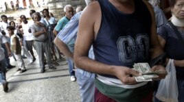 El dólar circuló libremente en Cuba desde 1994 hasta 2004 (EFE).