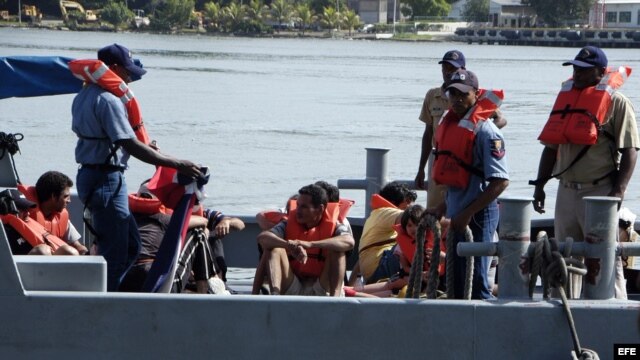 Agentes de la Marina de Guerra dominicana