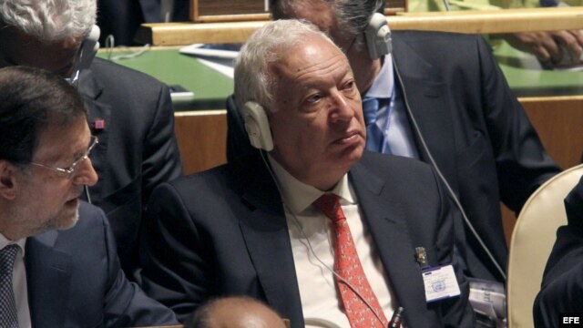 El ministro español de Asuntos Exteriores, José Manuel García-Margallo (dcha), y el presidente del Gobierno, Mariano Rajoy, durante la sesión inaugural de la 67 Asamblea General de la ONU. 