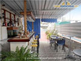 Bar de la casa particular Blue Colonial
