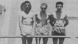 Leonov (centro) y Castro (derecha) en el buque transatlántico.