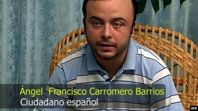 Imagen tomada de un vídeo y suministrada por el Gobierno cubano en La Habana (Cuba) hoy, lunes 30 de julio de 2012, en la que aparece el español Ángel Carromero, quien conducía el vehículo donde viajaba el fallecido opositor Oswaldo Payá. 