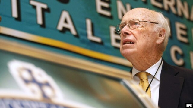 Descubridor del ADN, James Watson.