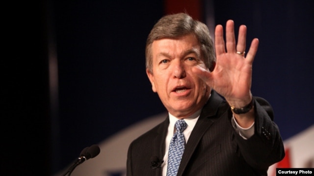 El senador por Missouri Roy Blunt cree que Cuba será un buen mercado para su estado, pero no ahora.