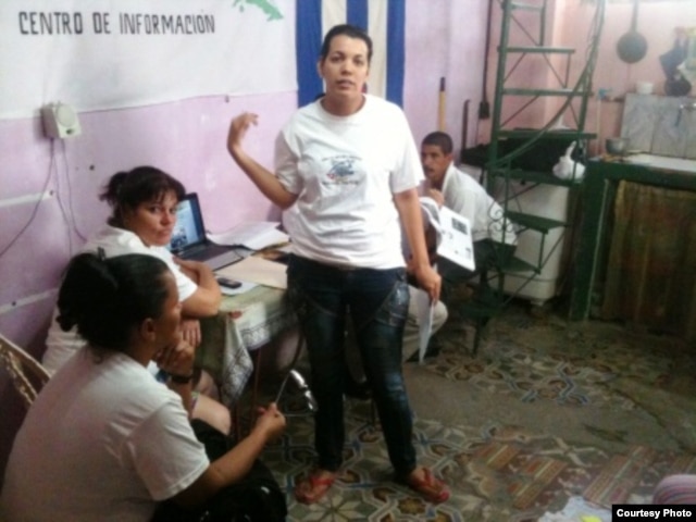 Activistas de FLAMUR reunidas enero 2013