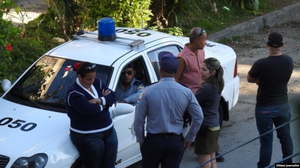 Arrestos y vigilancia en Cuba contra los opositores. 