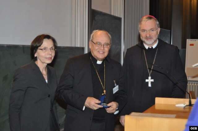 Premiación en Alemania al Arzobispo de La Habana