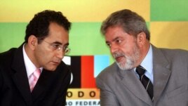 El diputado Joao Paulo Cunha (izq.) en un aparte con el presidente durante el primer mandato de Lula.