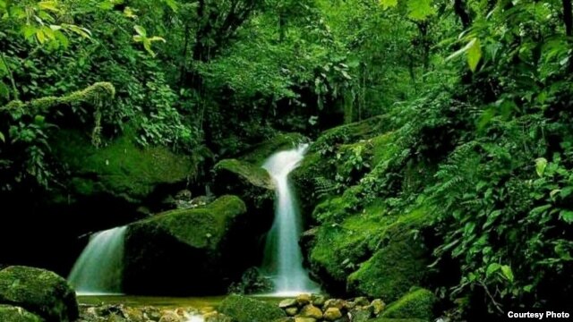 Salto de agua en Cuba