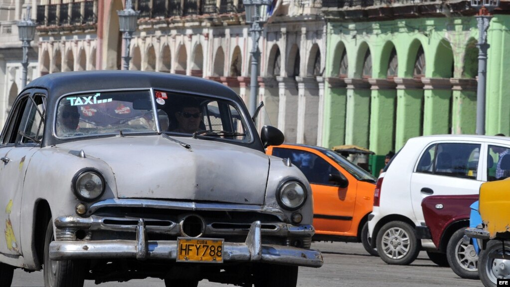 En el 2009, el gobierno cubano entregó licencias a los transportistas privados de La Habana. 