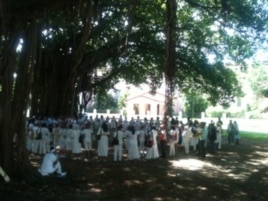 Damas de Blanco en el Parque Gandhi.
