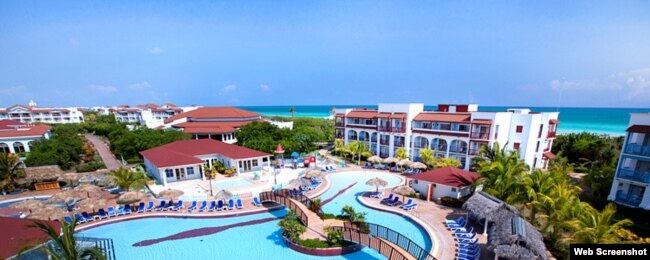 Vista del hotel Memories-Paraíso Azul, en Cayo Santa María, Cuba.