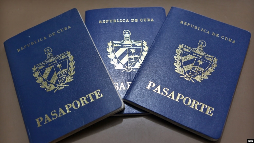 Vista de pasaportes cubanos.