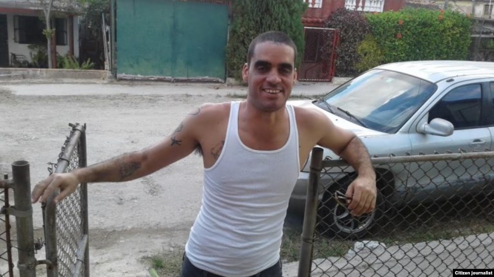 El grafitero Danilo Maldonado, El Sexto, tras ser liberado el 21 de enero de 2017 (M Matienzo).