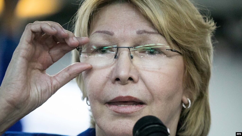 La fiscal general de Venezuela, Luisa Ortega Díaz, ofrece declaraciones a la prensa.