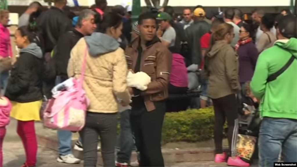 cubanos varados en Nuevo Laredo