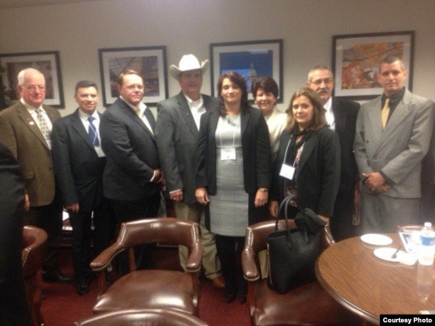 Delegación de empresarios cubanos en Texas