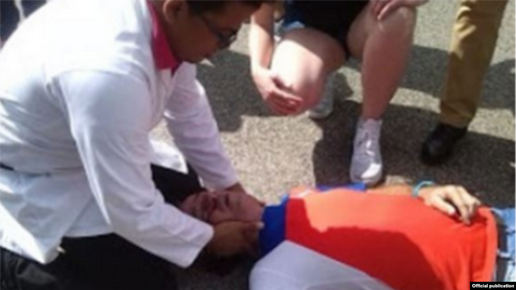 Fernando González murió mientras recibía atenciones médicas en un centro de salud local.