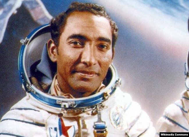 El guantanamero Arnaldo Tamayo Méndez, el primer astronauta de origen cubano.
