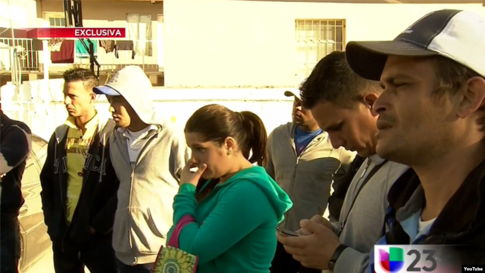 Cubanos varados en Nuevo Laredo. (Univision 23)