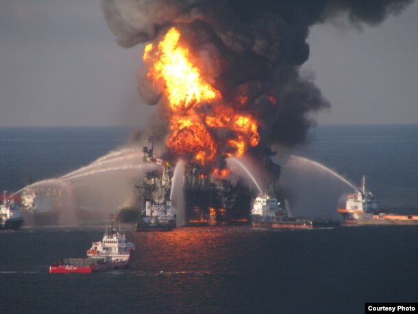 El derrame en la plataforma Deepwater Horizon de BP tuvo un devastador impacto ambiental en la Florida.