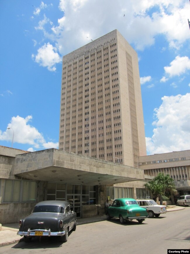 Hospital Hermanos Amejeiras
