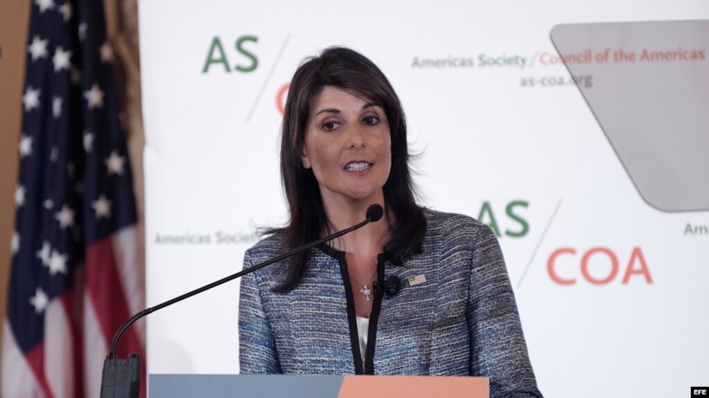 La embajadora de Estados Unidos ante la ONU, Nikki Haley, pronuncia un discurso durante la 48 Conferencia de las AmÃ©ricas.