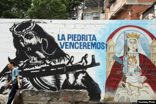 Grafitti propagandístico del colectivo La Piedrita