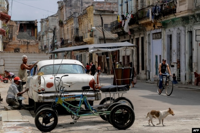 El tsunami turístico a Cuba que provocó el deshilo ya se extinguió, según estudio.