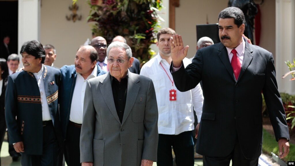 RAÚL CASTRO LLEGA A CARACAS PARA CUMBRE DE ALBA-TCP